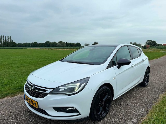 Opel - astra - 1.4 black ed. - 2019 - personenauto - xn-076-k - afbeelding 1 van  12