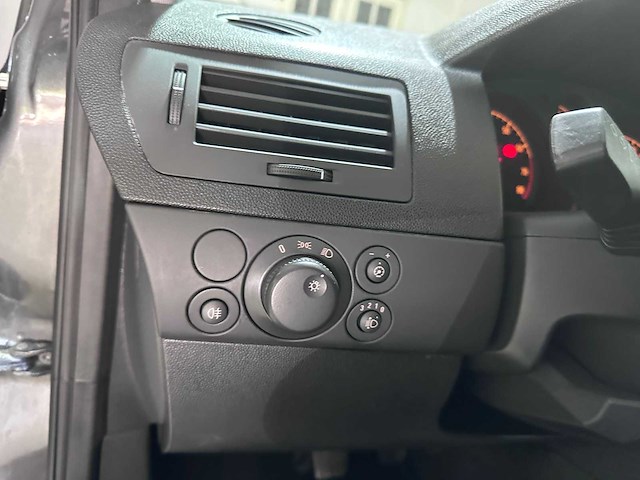 Opel - astra - 1.4 selection - r-198-ns- 2009 - afbeelding 2 van  17