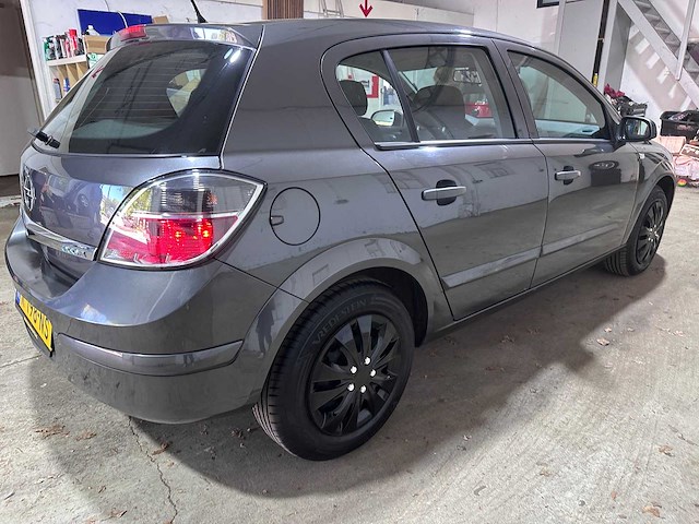 Opel - astra - 1.4 selection - r-198-ns- 2009 - afbeelding 12 van  17