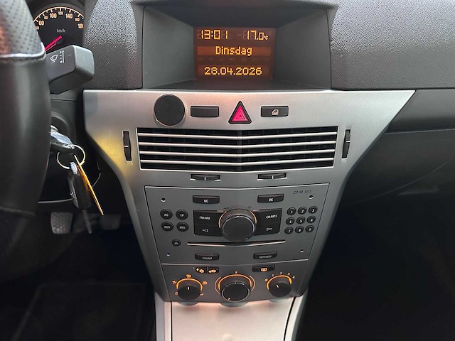 Opel - astra - 1.4 selection - r-198-ns- 2009 - afbeelding 2 van  9