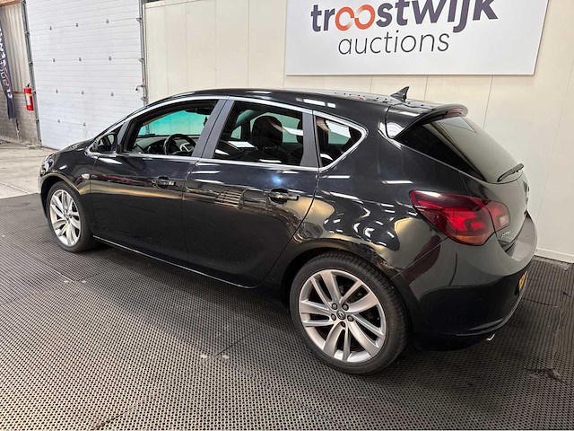 Opel - astra - 1.4 turbo - cosmo - personenauto - 2012 - afbeelding 14 van  27