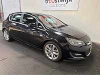 Opel - astra - 1.4 turbo - cosmo - personenauto - 2012 - afbeelding 15 van  27
