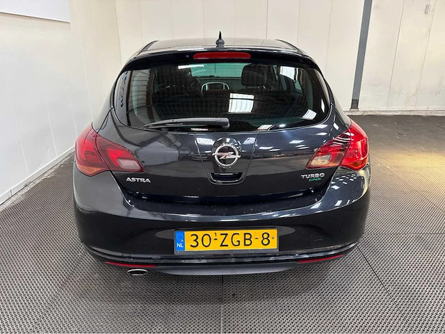 Opel - astra - 1.4 turbo - cosmo - personenauto - 2012 - afbeelding 26 van  27