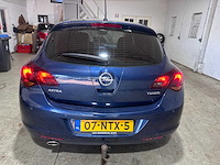Opel - astra - 1.4 turbo cosmo - 07-ntx-5- 2010 - afbeelding 13 van  19