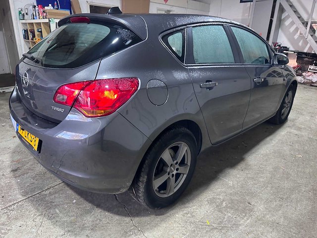 Opel - astra - 1.4 turbo edition - 99-lks-8 - afbeelding 17 van  21