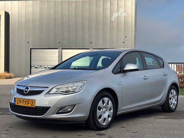 Opel - astra - 1.4 turbo edition - car - 2011|29-pxf-2|iaw - afbeelding 1 van  30