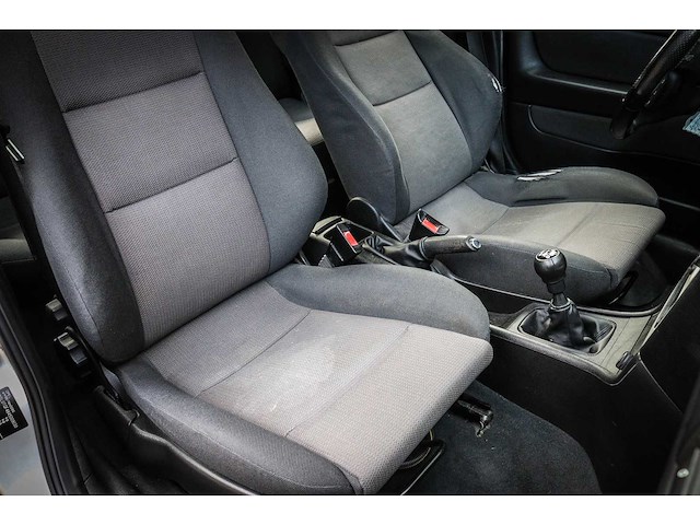 Opel - astra - 1.6-16v sport ed.ii 49-nl-fd - afbeelding 6 van  17