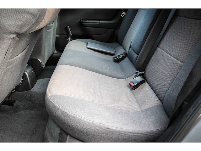 Opel - astra - 1.6-16v sport ed.ii 49-nl-fd - afbeelding 15 van  17