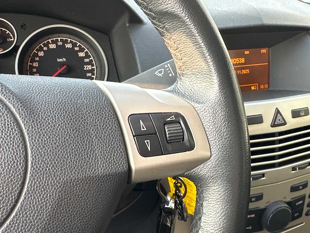 Opel - astra - 1.6 business - car - 2008 - afbeelding 5 van  30
