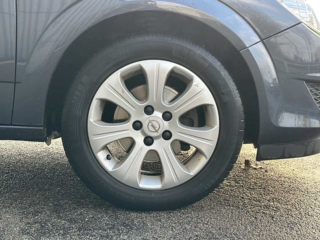 Opel - astra - 1.6 business - car - 2008 - afbeelding 22 van  30