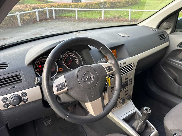 Opel - astra - 1.6 business - car - 2008 - afbeelding 26 van  30