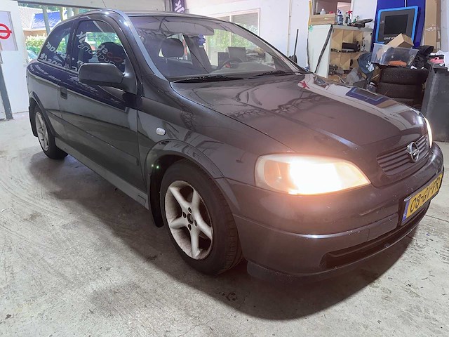 Opel - astra - 1.6 comfort - 08-gv-pr- 2001 - afbeelding 12 van  16