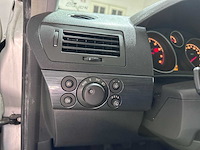 Opel - astra - 1.6 cosmo - 07-pk-lz- 2004 - afbeelding 3 van  20