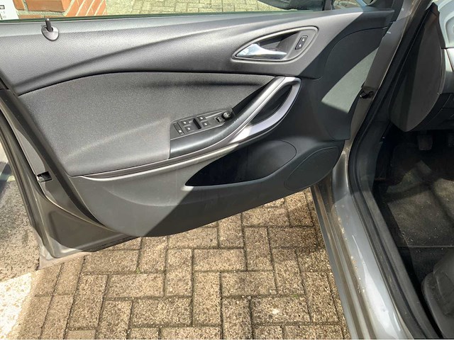 Opel - astra - sports tourer 1.6 cdti edition - personenauto- 2016 - afbeelding 9 van  27