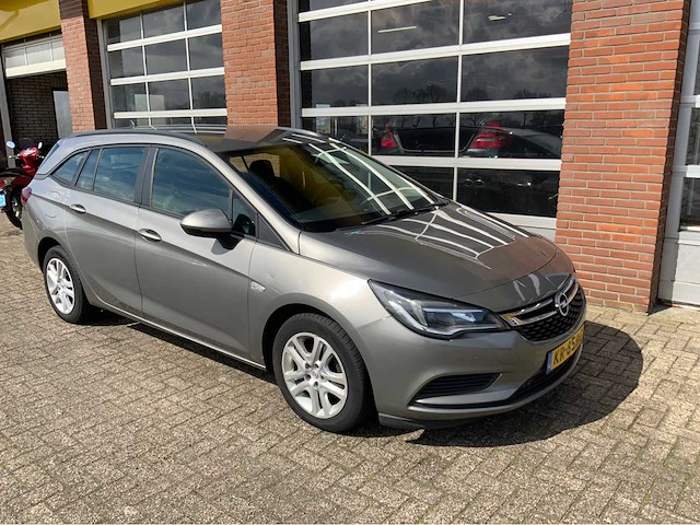 Opel - astra - sports tourer 1.6 cdti edition - personenauto- 2016 - afbeelding 24 van  27