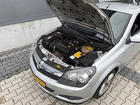 Opel - astra - twintop 1.8 enjoy - personenauto - 2006 - afbeelding 11 van  21
