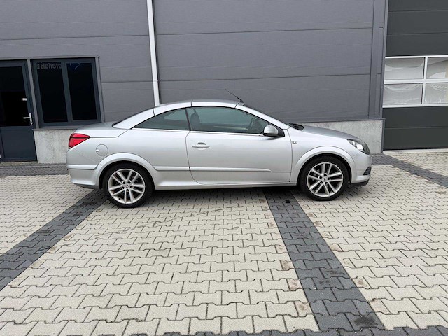 Opel - astra - twintop 1.8 enjoy - personenauto - 2006 - afbeelding 15 van  21