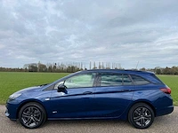 Opel - astra sports tourer - 1.2 design & tech - 2022 - p-096-jv - afbeelding 9 van  16