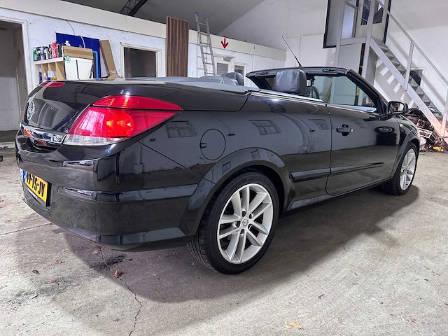 Opel - astra twintop - 1.8 cosmo - 49-ts-jv- 2007 - afbeelding 19 van  24