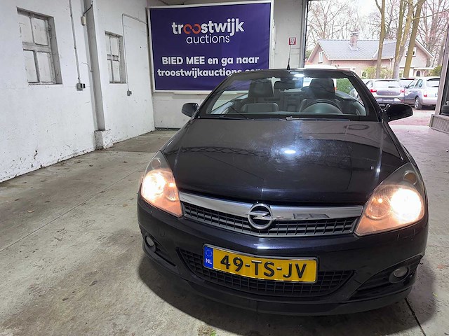 Opel - astra twintop - 1.8 cosmo - 49-ts-jv- 2007 - afbeelding 21 van  24