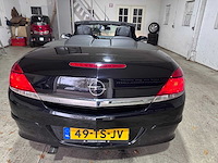 Opel - astra twintop - 1.8 cosmo - car - 2007 - afbeelding 2 van  4