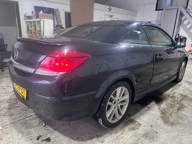 Opel - astra twintop - 1.8 temptation - 89-xx-dt - afbeelding 16 van  20