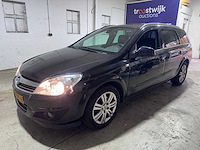 Opel - astra wagon - 1.6 cosmo - 96-nhr-6 - afbeelding 1 van  23