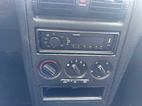 Opel - astra wagon - 1.6 edition - 46-lf-rb - afbeelding 2 van  8