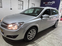 Opel - astra wagon - 1.6 temptation - car - 2008 - afbeelding 1 van  18