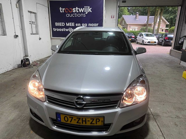 Opel - astra wagon - 1.6 temptation - car - 2008 - afbeelding 15 van  18