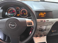 Opel - astra wagon - 1.6 temptation - car - 2008 - afbeelding 14 van  15