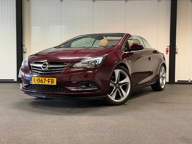 Opel - cascada - 2.0 cdti bi.t. cosmo 2013 l-067-fb iaw - afbeelding 1 van  21