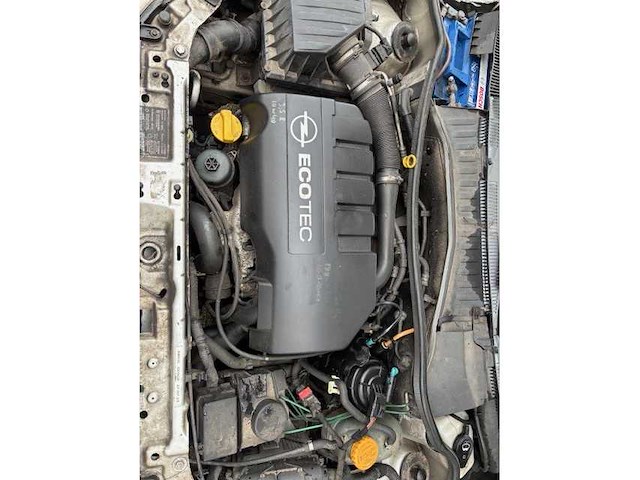 Opel - combo - 1.3 cdti base - personenauto - afbeelding 4 van  9