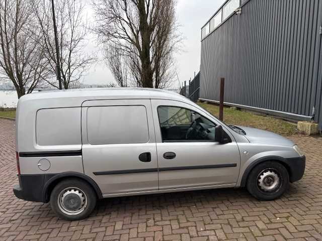 Opel - combo - 1.3 cdti base - personenauto - afbeelding 8 van  9