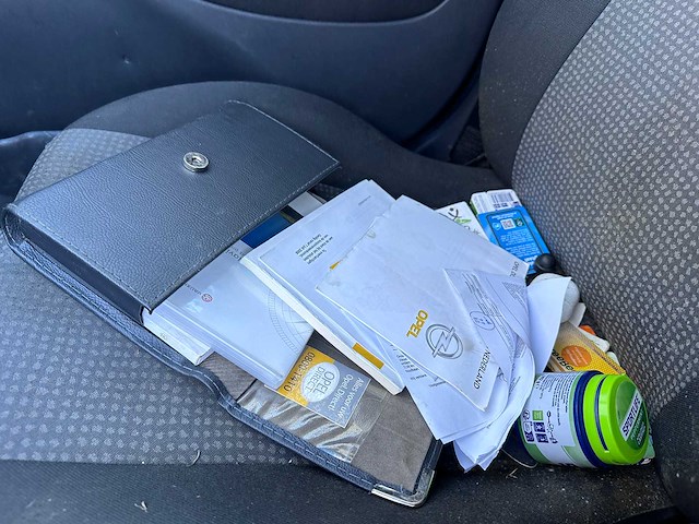 Opel - combo - 1.3 cdti comfort - 8-vdd-03 - afbeelding 2 van  3