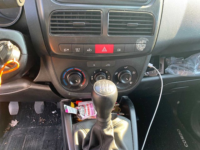 Opel - combo - 1.3 cdti l1h1 ecofl. - vh-036-x - afbeelding 5 van  15