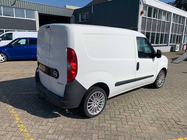 Opel - combo - 1.3 cdti l1h1 ecofl. - vh-036-x - afbeelding 14 van  15