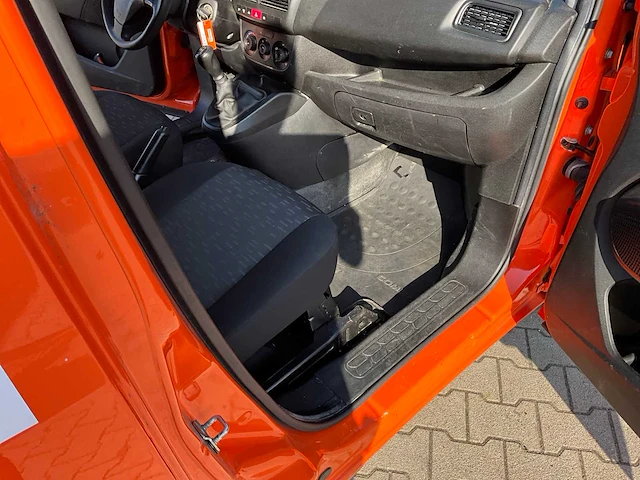 Opel - combo - 1.3 cdti l1h1 selec. - van - afbeelding 26 van  39