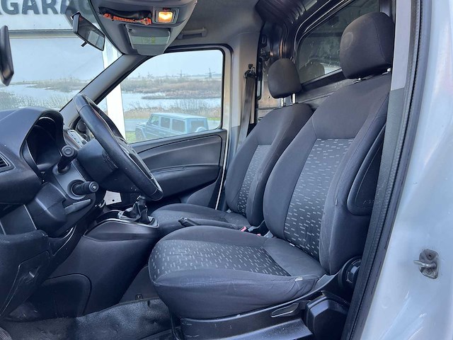 Opel - combo - 1.3 cdti l2h1 ecofl. - van - afbeelding 21 van  26
