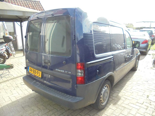 Opel - combo - 1.7 di - 44-bb-pj - afbeelding 2 van  13