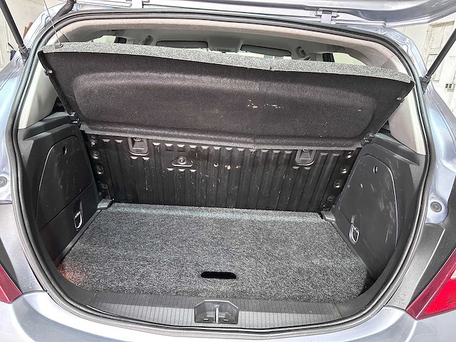 Opel - corsa - 1.0-12v essentia - car - 2009 - afbeelding 5 van  7