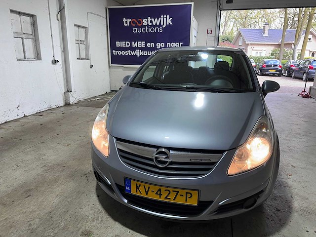 Opel - corsa - 1.0-12v essentia - kv-427-p- 2009 - afbeelding 12 van  15