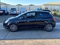 Opel - corsa - 1.2-16v 111 edition 23-lgb-5 2010 iaw - afbeelding 16 van  17