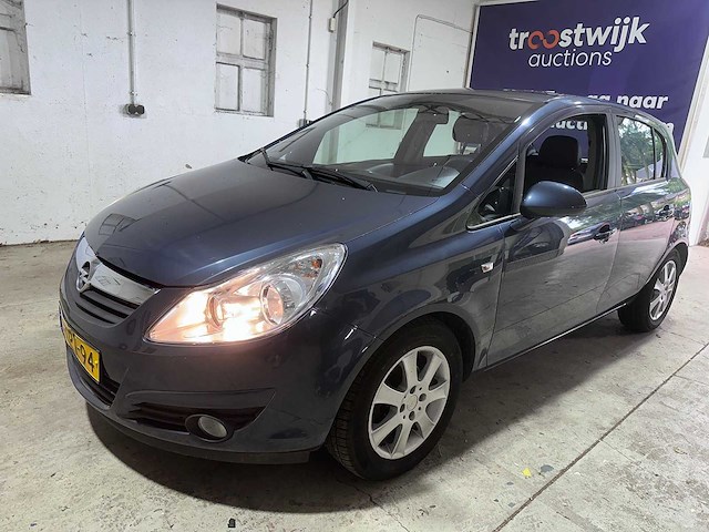 Opel - corsa - 1.2-16v sport automaat- (voorheen 5-tpv-94)- 2008 - afbeelding 1 van  13