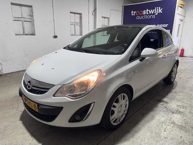 Opel - corsa - 1.2 ecof. cl.ed. lpg - 76-svl-8 - afbeelding 1 van  18