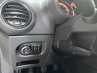 Opel - corsa - 1.4-16v 111 edition - 17-lll-9- 2010 - afbeelding 3 van  18