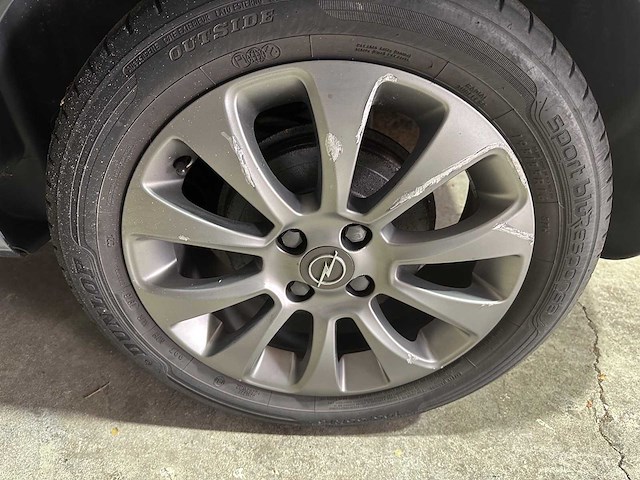 Opel - corsa - 1.4-16v 111 edition - 17-lll-9- 2010 - afbeelding 10 van  18