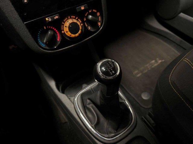 Opel - corsa - 1.4-16v 2010 hh-910-g iaw - afbeelding 12 van  16