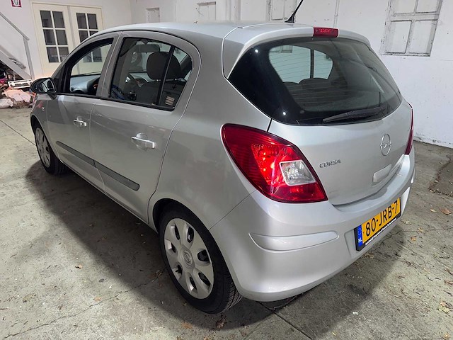 Opel - corsa - 1.4-16v business - 80-jrb-7 - afbeelding 11 van  17