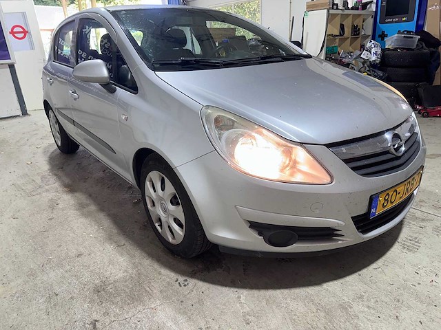 Opel - corsa - 1.4-16v business - 80-jrb-7 - afbeelding 14 van  17